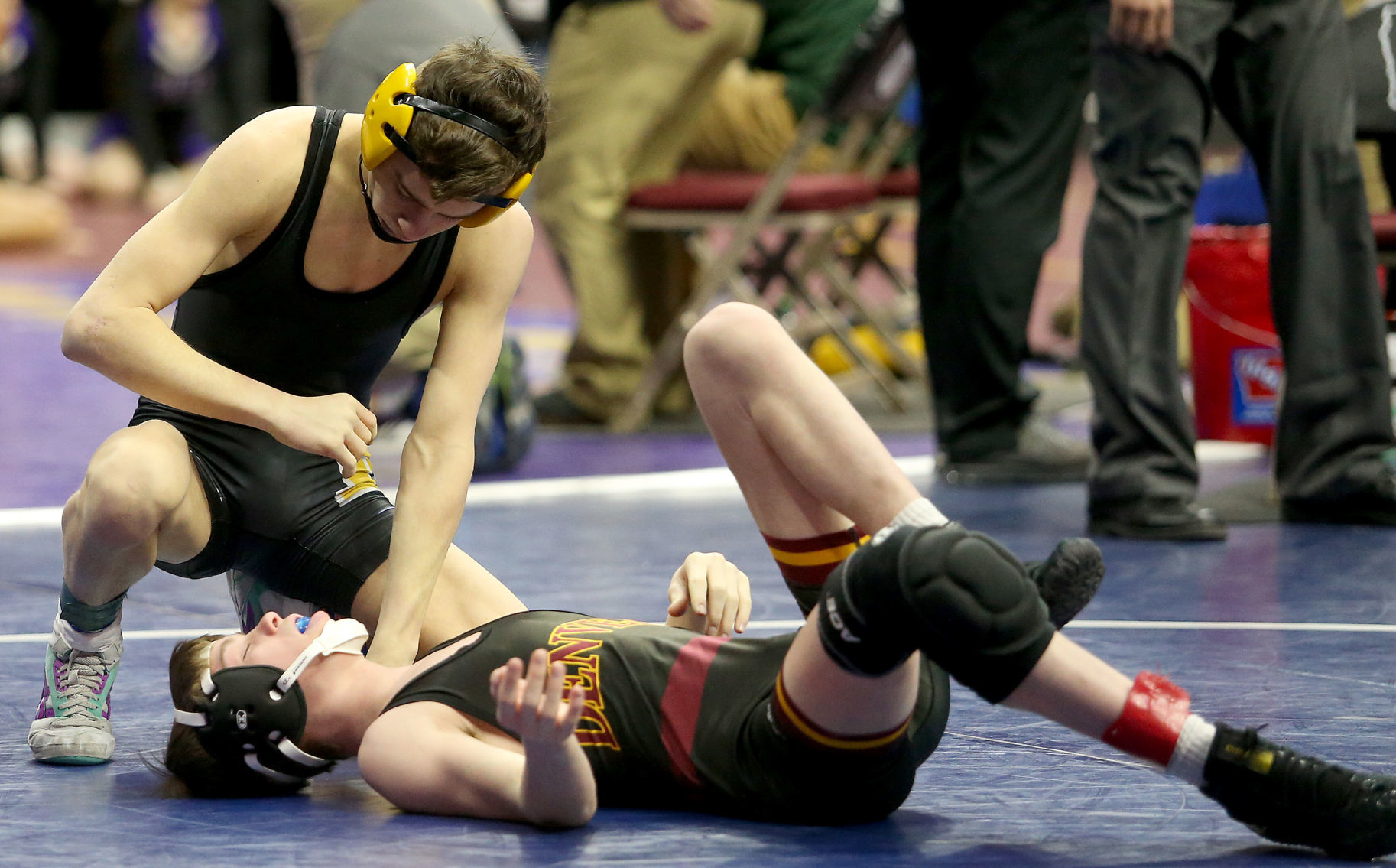 021519-qct-IA-HS-Wrestling-017